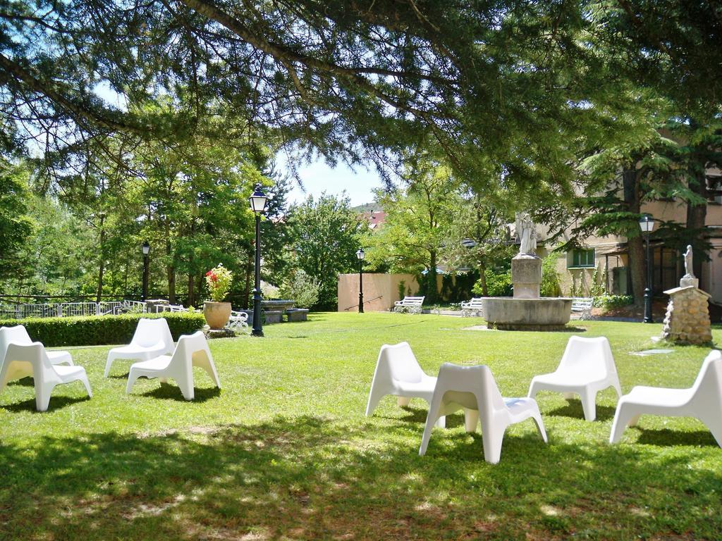 Hotel La Pardina Sabiñánigo Exteriör bild