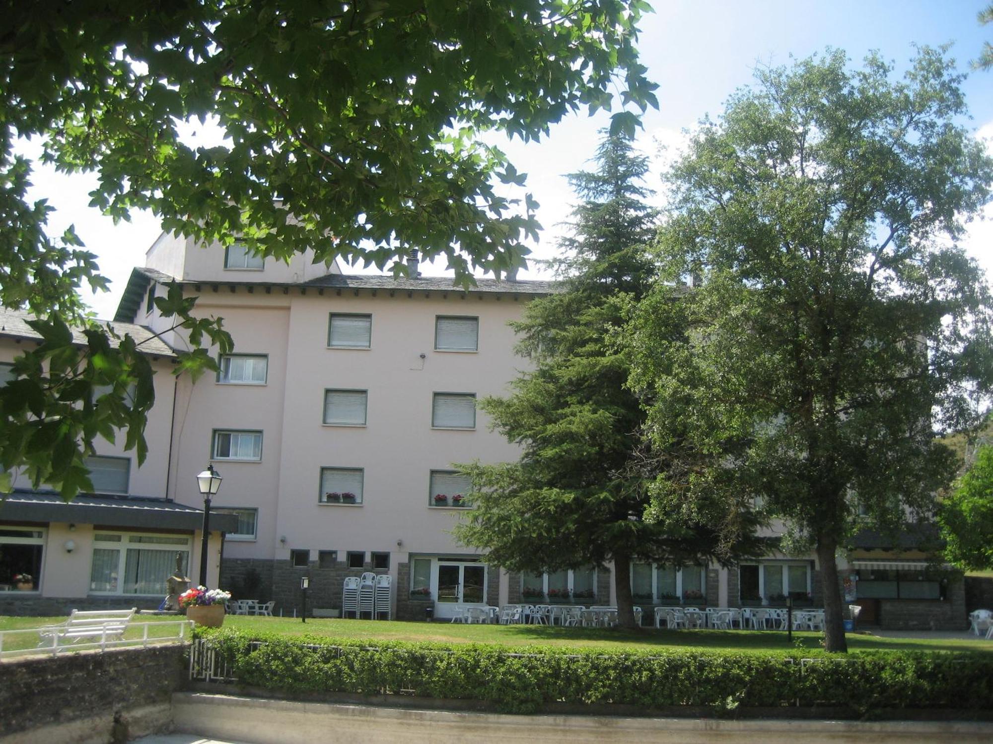 Hotel La Pardina Sabiñánigo Exteriör bild