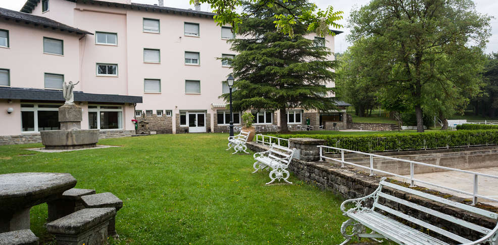 Hotel La Pardina Sabiñánigo Exteriör bild